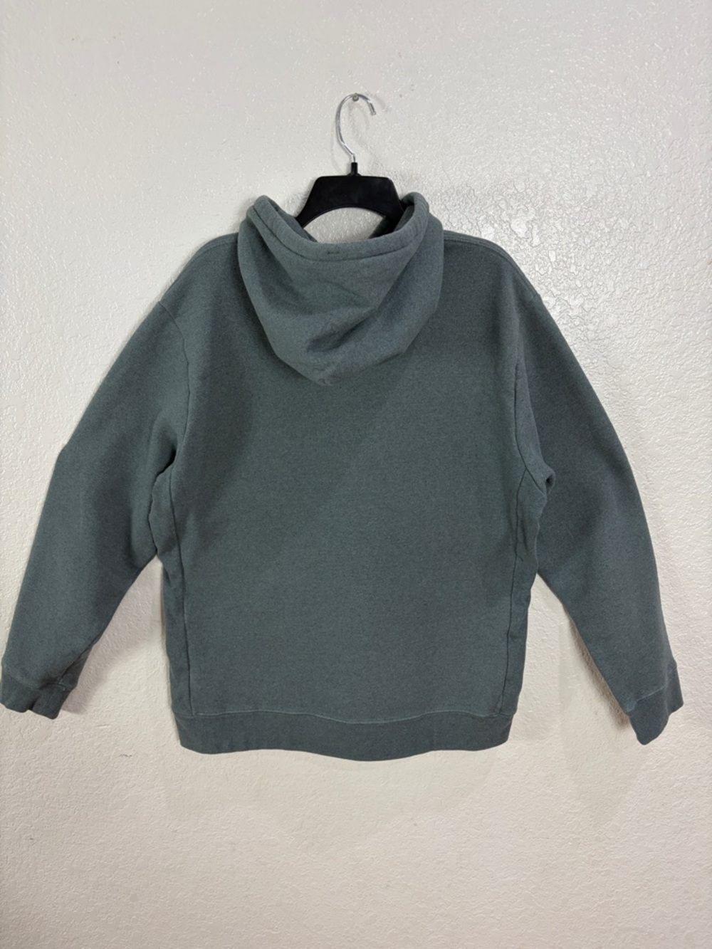 Patagonia,Size,XL,Men's Gray Hooded Sweatshirt with Multicolor Stripe - Picture 8 of 16